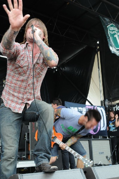 Every Time I Die on the Highway 1 Stage, Warped Tour, Verizon Wireless Amph