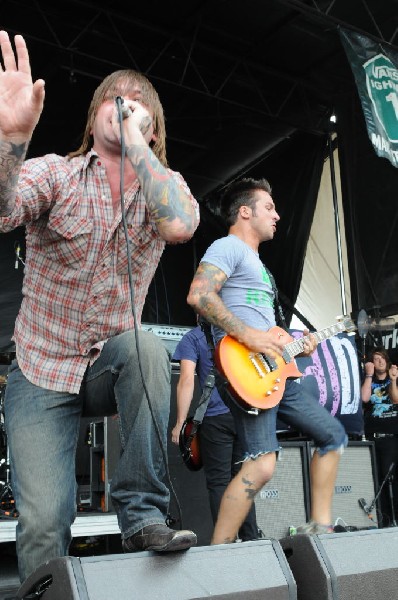 Every Time I Die on the Highway 1 Stage, Warped Tour, Verizon Wireless Amph