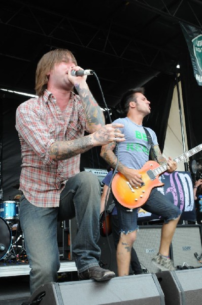 Every Time I Die on the Highway 1 Stage, Warped Tour, Verizon Wireless Amph