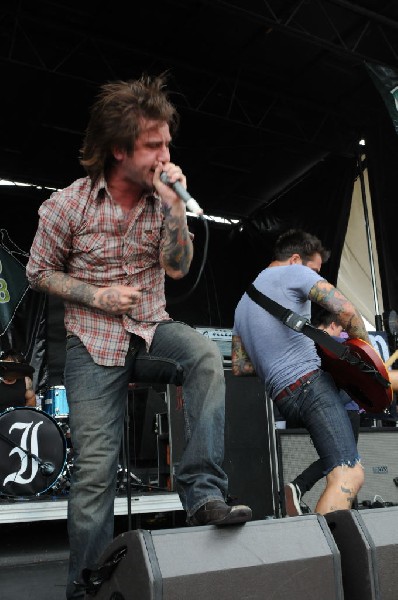 Every Time I Die on the Highway 1 Stage, Warped Tour, Verizon Wireless Amph