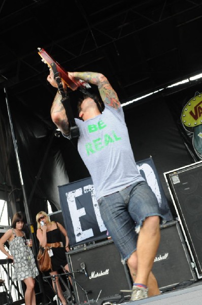 Every Time I Die on the Highway 1 Stage, Warped Tour, Verizon Wireless Amph