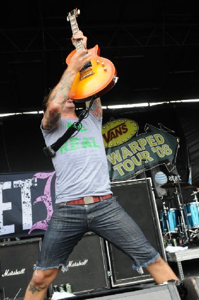 Every Time I Die on the Highway 1 Stage, Warped Tour, Verizon Wireless Amph