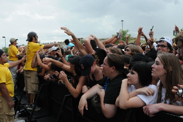 Every Time I Die on the Highway 1 Stage, Warped Tour, Verizon Wireless Amph