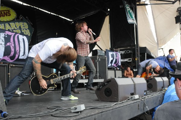 Every Time I Die on the Highway 1 Stage, Warped Tour, Verizon Wireless Amph