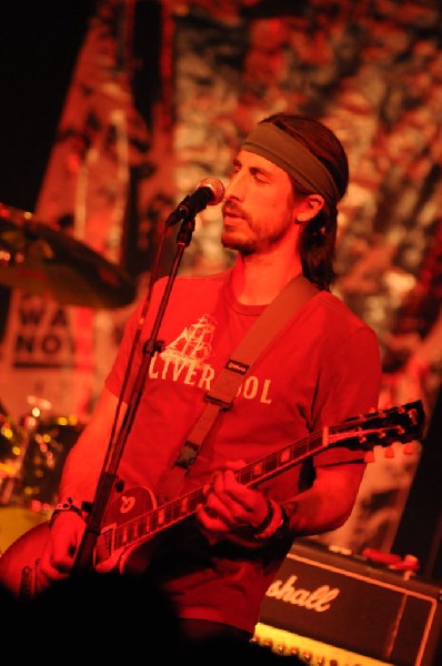 Full Service at La Zona Rosa, Austin Texas 03/05/2010