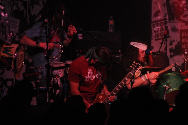 Full Service at La Zona Rosa, Austin Texas 03/05/2010