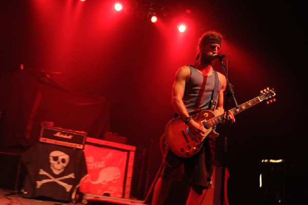 Full Service at The Austin Music Hall, Austin, Texas