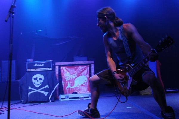 Full Service at The Austin Music Hall, Austin, Texas