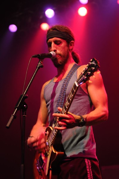 Full Service at The Austin Music Hall, Austin, Texas