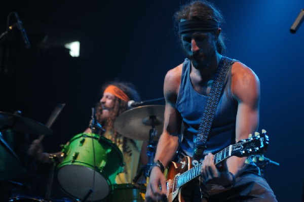 Full Service at The Austin Music Hall, Austin, Texas