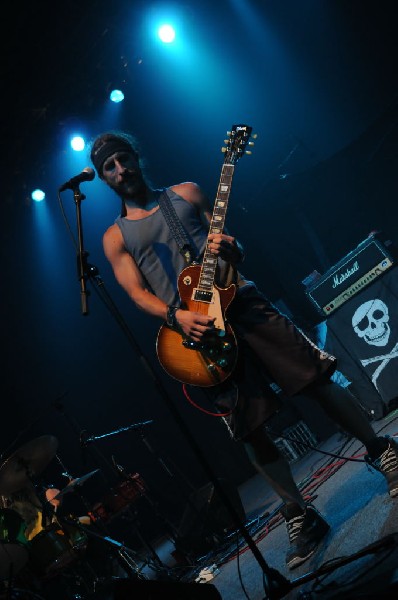 Full Service at The Austin Music Hall, Austin, Texas