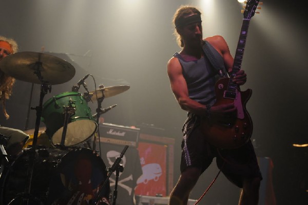 Full Service at The Austin Music Hall, Austin, Texas