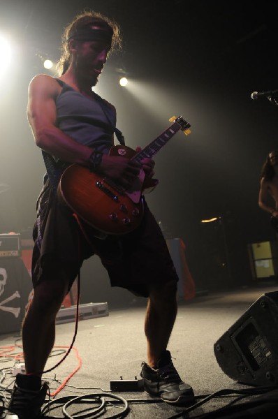 Full Service at The Austin Music Hall, Austin, Texas