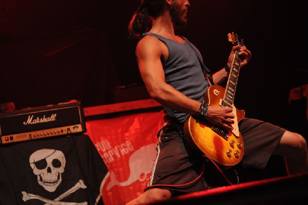 Full Service at The Austin Music Hall, Austin, Texas