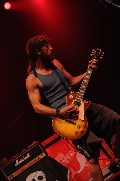 Full Service at The Austin Music Hall, Austin, Texas