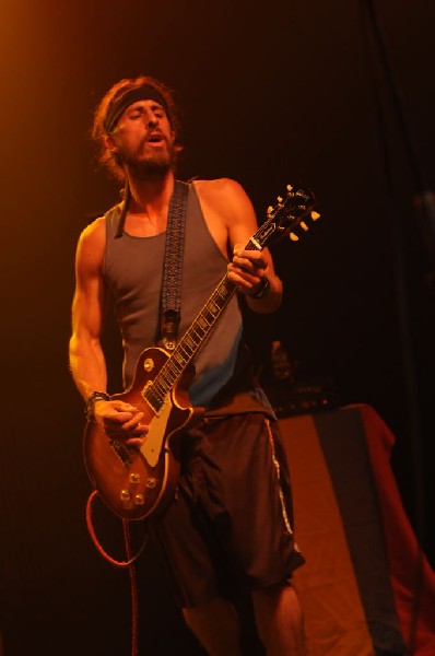 Full Service at The Austin Music Hall, Austin, Texas