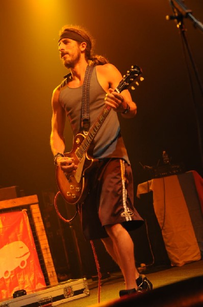 Full Service at The Austin Music Hall, Austin, Texas