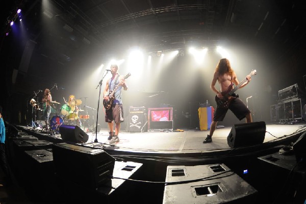 Full Service at The Austin Music Hall, Austin, Texas