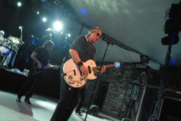 George Thorogood and The Destroyers at Stubb's Bar-B-Q in Austin, Texas