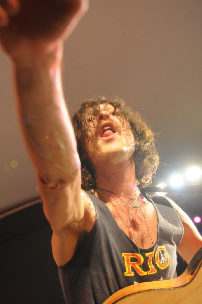 Gogol Bordello at Stubb's BarBQ, Austin, Texas April 14, 2011 - photo by Je