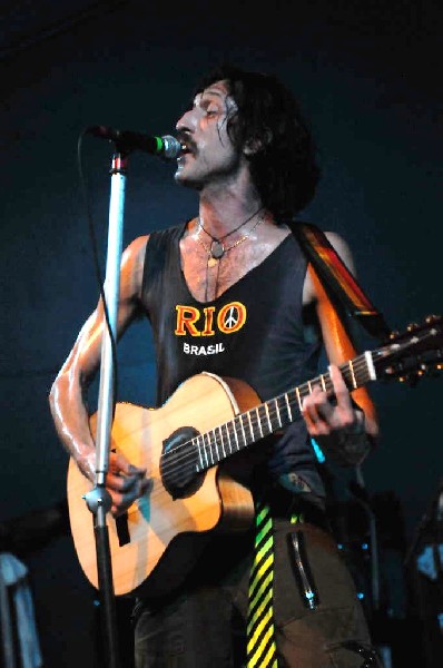 Gogol Bordello at Stubb's BarBQ, Austin, Texas April 14, 2011 - photo by Je