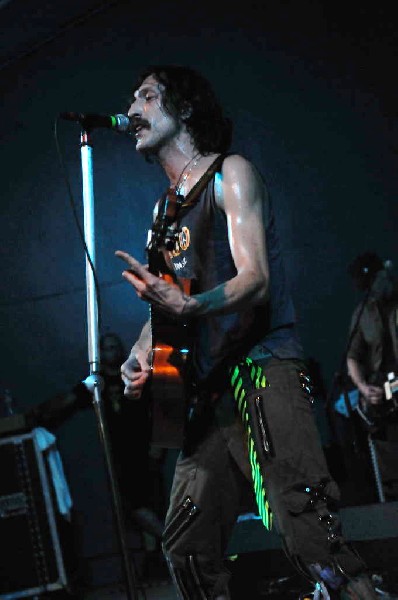 Gogol Bordello at Stubb's BarBQ, Austin, Texas April 14, 2011 - photo by Je