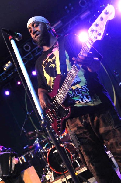 Gogol Bordello at Stubb's BarBQ, Austin, Texas April 14, 2011 - photo by Je