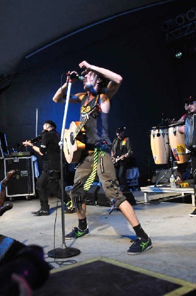 Gogol Bordello at Stubb's BarBQ, Austin, Texas April 14, 2011 - photo by Je