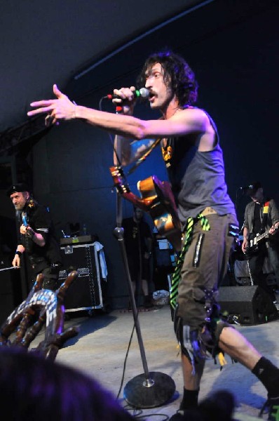 Gogol Bordello at Stubb's BarBQ, Austin, Texas April 14, 2011 - photo by Je