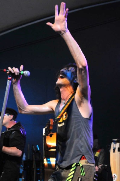 Gogol Bordello at Stubb's BarBQ, Austin, Texas April 14, 2011 - photo by Je