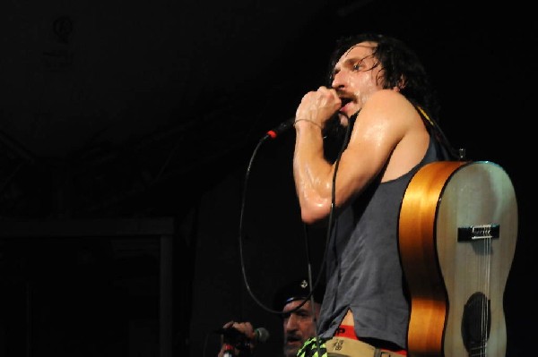 Gogol Bordello at Stubb's BarBQ, Austin, Texas April 14, 2011 - photo by Je