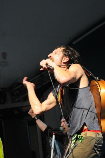 Gogol Bordello at Stubb's BarBQ, Austin, Texas April 14, 2011 - photo by Je