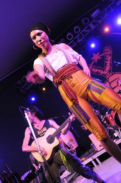 Gogol Bordello at Stubb's BarBQ, Austin, Texas April 14, 2011 - photo by Je