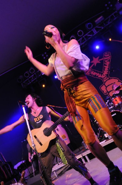 Gogol Bordello at Stubb's BarBQ, Austin, Texas April 14, 2011 - photo by Je