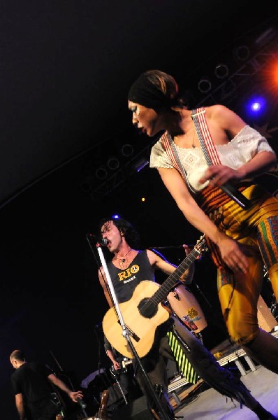 Gogol Bordello at Stubb's BarBQ, Austin, Texas April 14, 2011 - photo by Je