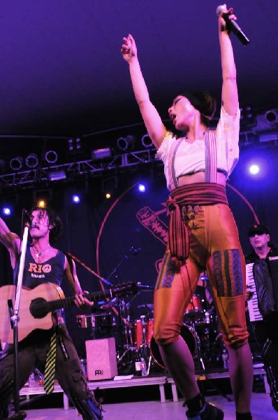 Gogol Bordello at Stubb's BarBQ, Austin, Texas April 14, 2011 - photo by Je