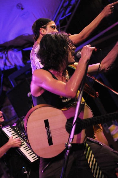 Gogol Bordello at Stubb's BarBQ, Austin, Texas April 14, 2011 - photo by Je