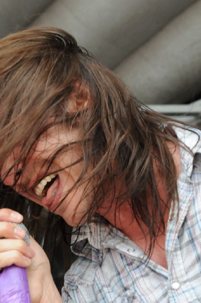 Greeley Estates on the Hurley Stage, Warped Tour, Verizon Wireless Amphithe