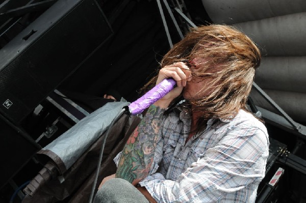 Greeley Estates on the Hurley Stage, Warped Tour, Verizon Wireless Amphithe