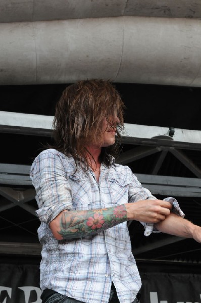 Greeley Estates on the Hurley Stage, Warped Tour, Verizon Wireless Amphithe