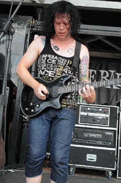 Greeley Estates on the Hurley Stage, Warped Tour, Verizon Wireless Amphithe