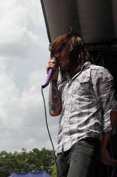 Greeley Estates on the Hurley Stage, Warped Tour, Verizon Wireless Amphithe