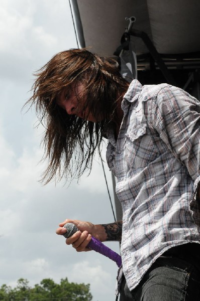 Greeley Estates on the Hurley Stage, Warped Tour, Verizon Wireless Amphithe