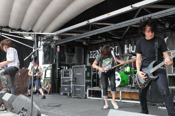 Greeley Estates on the Hurley Stage, Warped Tour, Verizon Wireless Amphithe