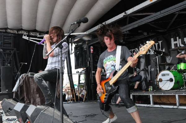 Greeley Estates on the Hurley Stage, Warped Tour, Verizon Wireless Amphithe