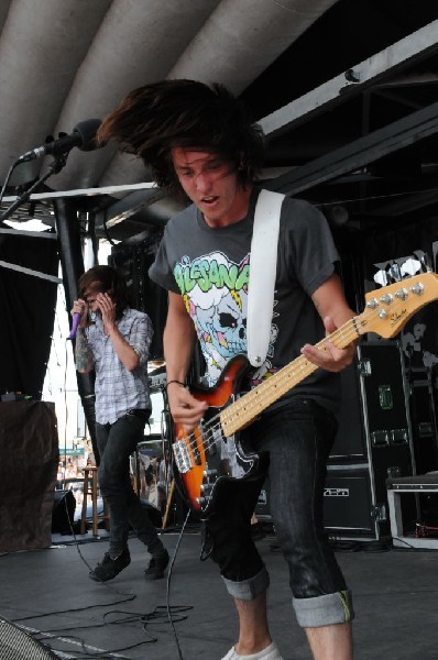 Greeley Estates on the Hurley Stage, Warped Tour, Verizon Wireless Amphithe