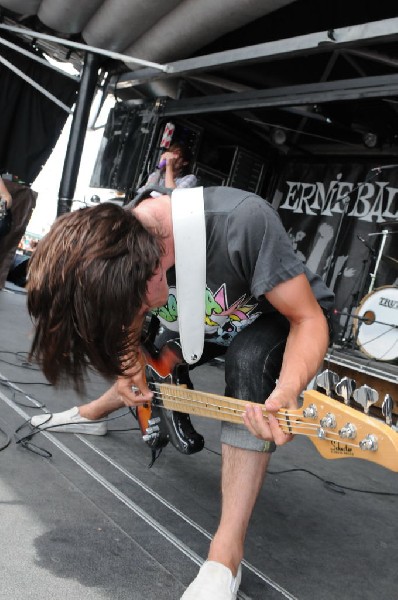 Greeley Estates on the Hurley Stage, Warped Tour, Verizon Wireless Amphithe