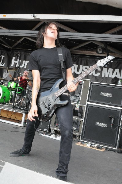 Greeley Estates on the Hurley Stage, Warped Tour, Verizon Wireless Amphithe