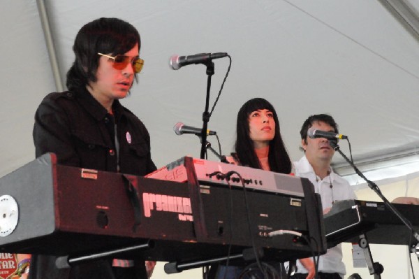 Phenomenal Handclap Band at IODA Party, Emo's Annex, SXSW 2009