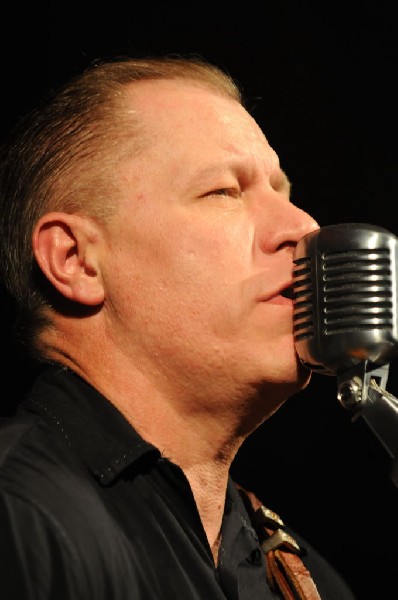 Reverend Horton Heat at Stubb's BarBQ, Austin, Texas 06/10/10 - photo by Je